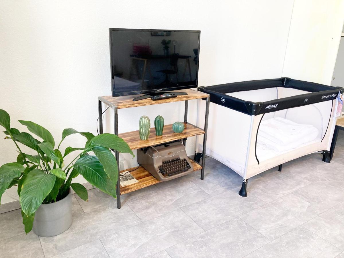 2 Zimmer Ferienwohnung In Zentraler Lage Inkl Wlan & Netflix Лайпциг Екстериор снимка